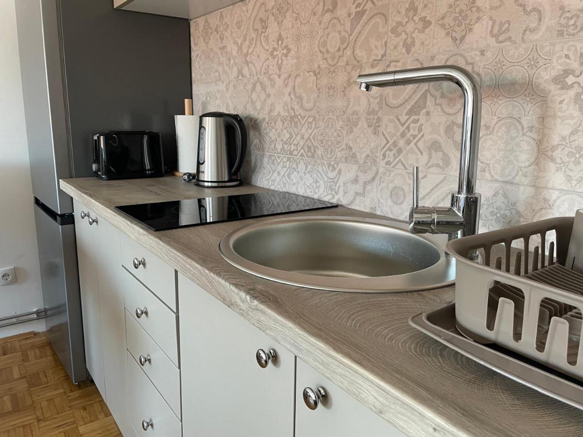 Sunny Apartment Vrsac Ngoại thất bức ảnh